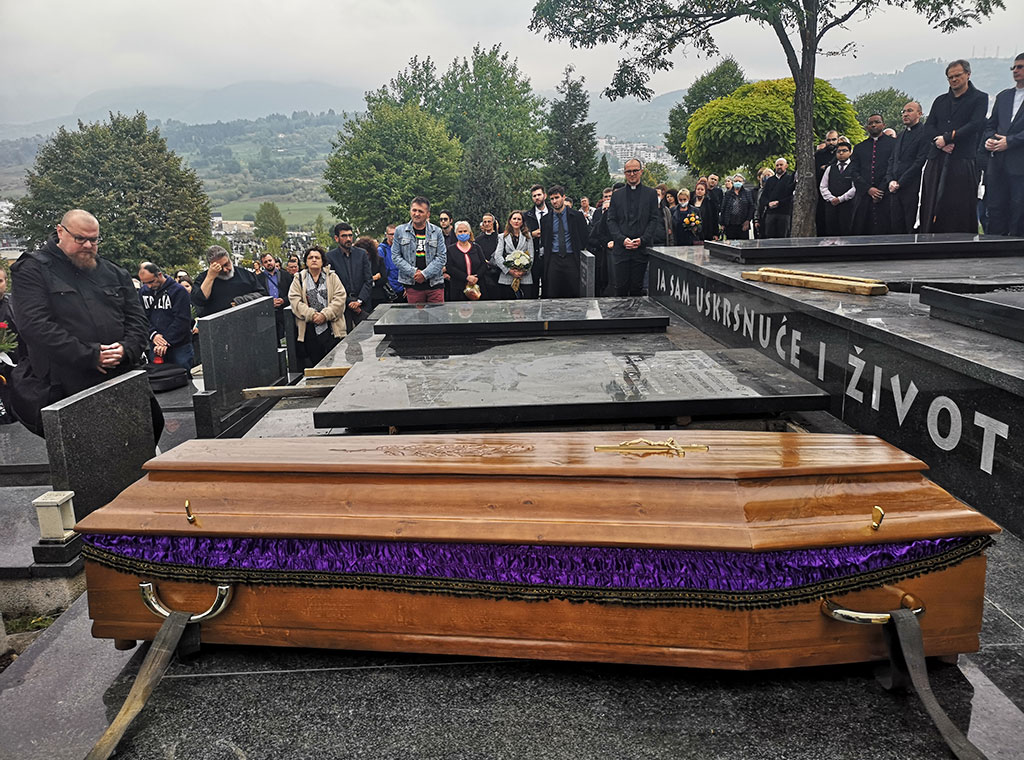 SAHRANJEN VLČ. ADNAN JAŠAREVIĆ 7 foto 18 1