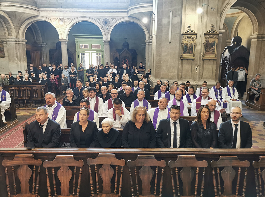 SAHRANJEN PROFESOR DR. SC. MARINKO PERKOVIĆ 10 ukop16 1